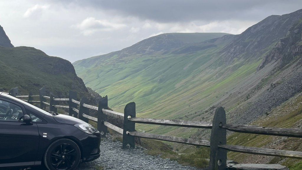 attheslatemineinhonisterpass.jpg