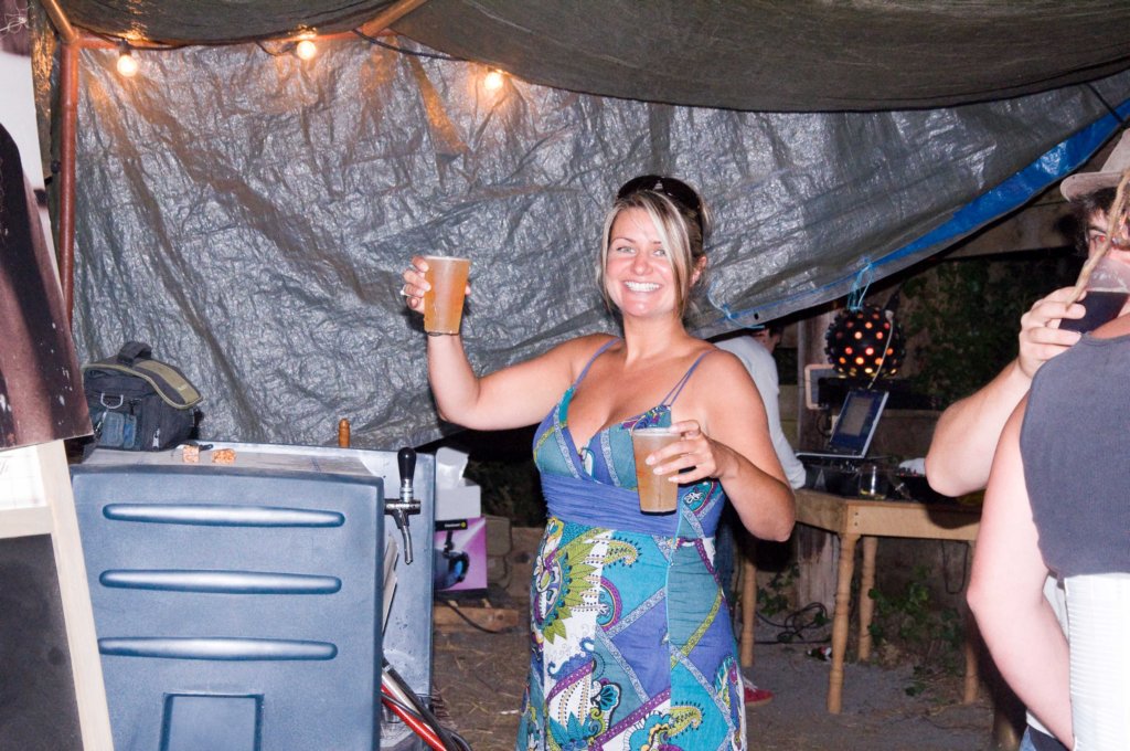 sallyservingbehindthebar.jpg